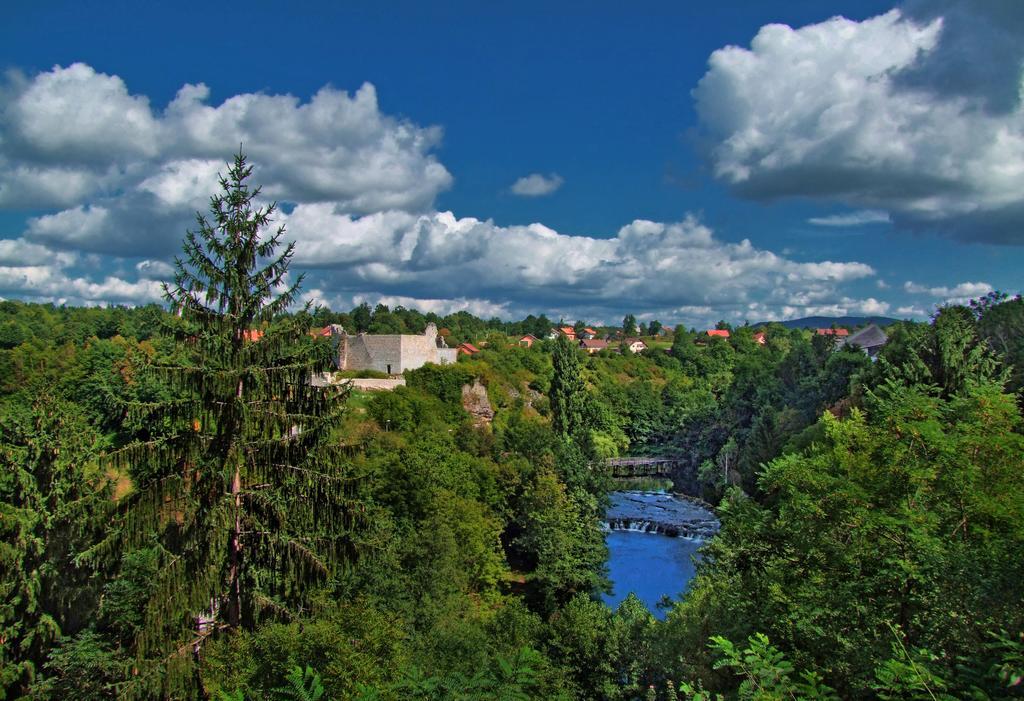 Guest House Rudine Slunj Εξωτερικό φωτογραφία